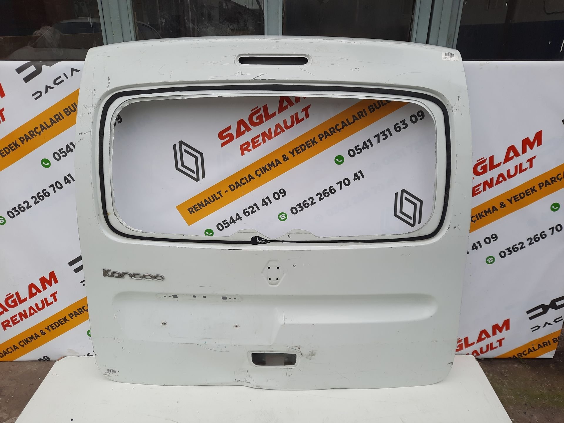 Kangoo Orijinal Çıkma Bagaj Kapağı