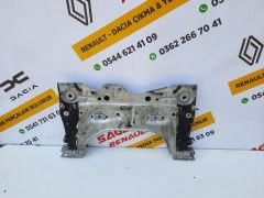 Clio 4 Alt Beşik Arka Parça Çıkma 544017758R