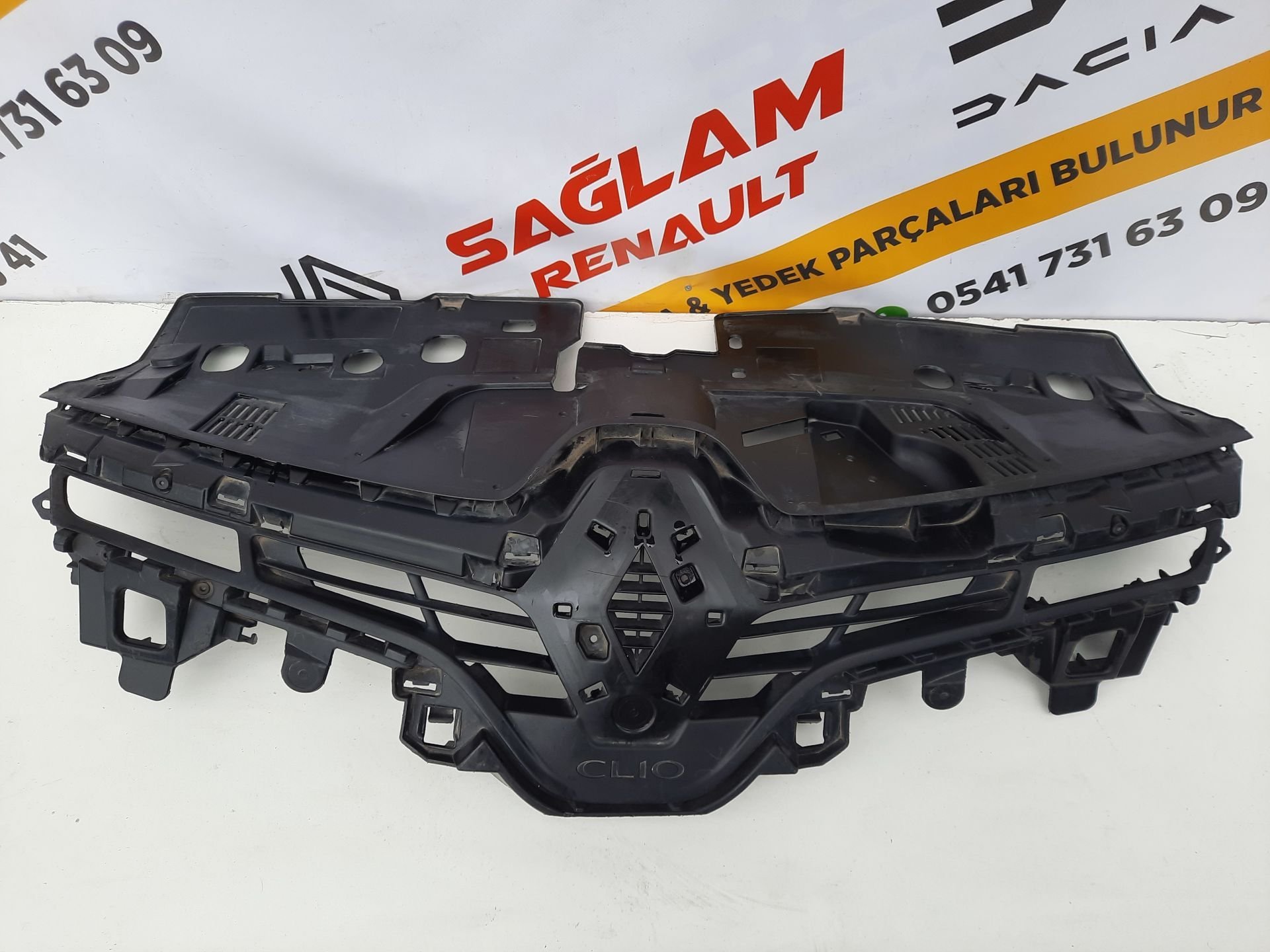 Clio 4 Orijinal Çıkma Panjur 622563184R