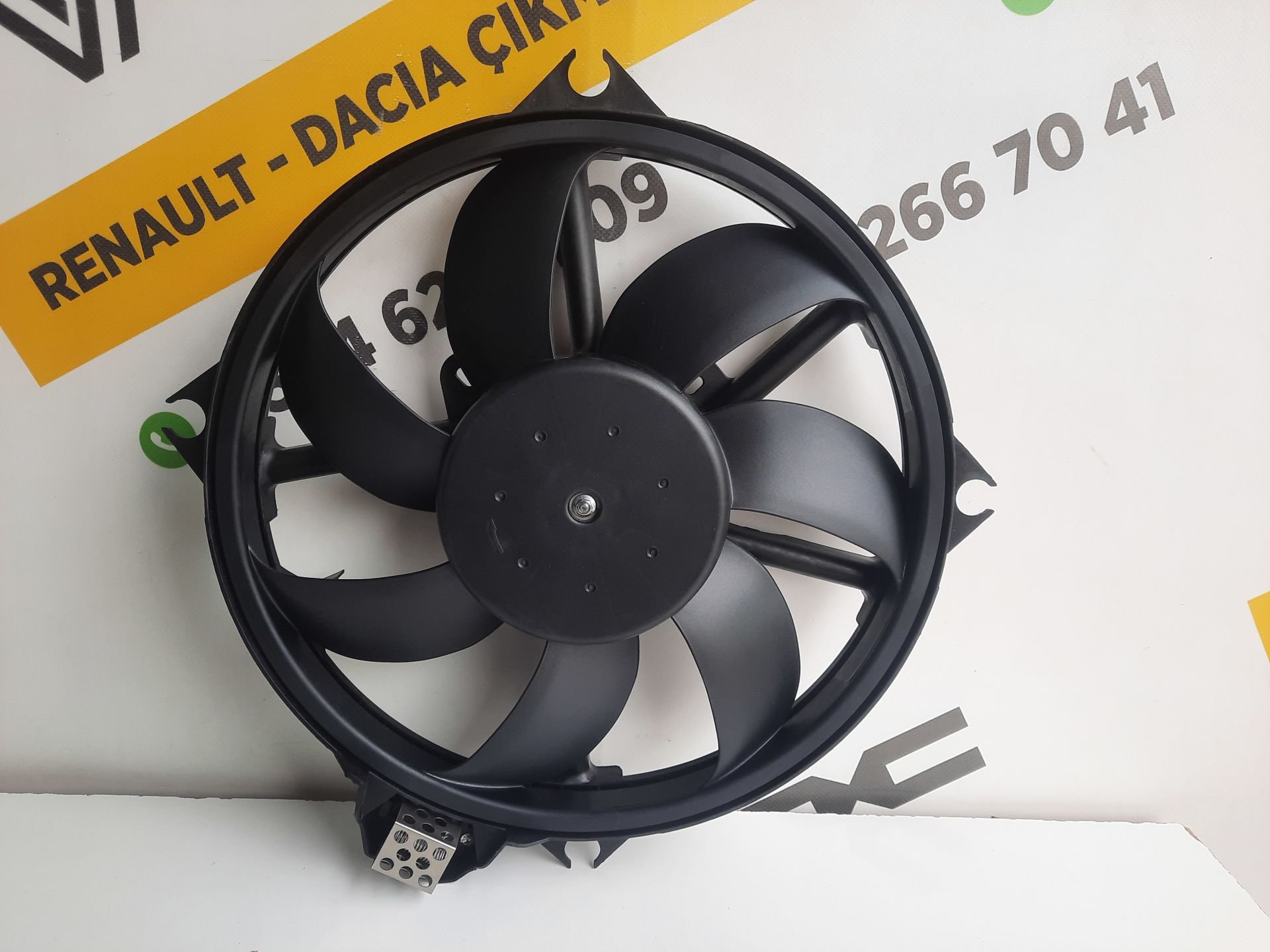 Fluence Megane 3 Sıfır Fan Motoru 214819402R - Kale
