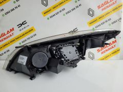 Megane 3 2008-2012 Orijinal Sıfır Sağ Far Krom 260108719R Mais