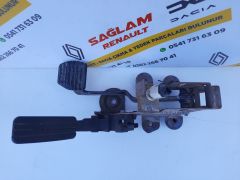 Fluence Fren ve Gaz Pedalı ﻿Çıkma 465010021R
