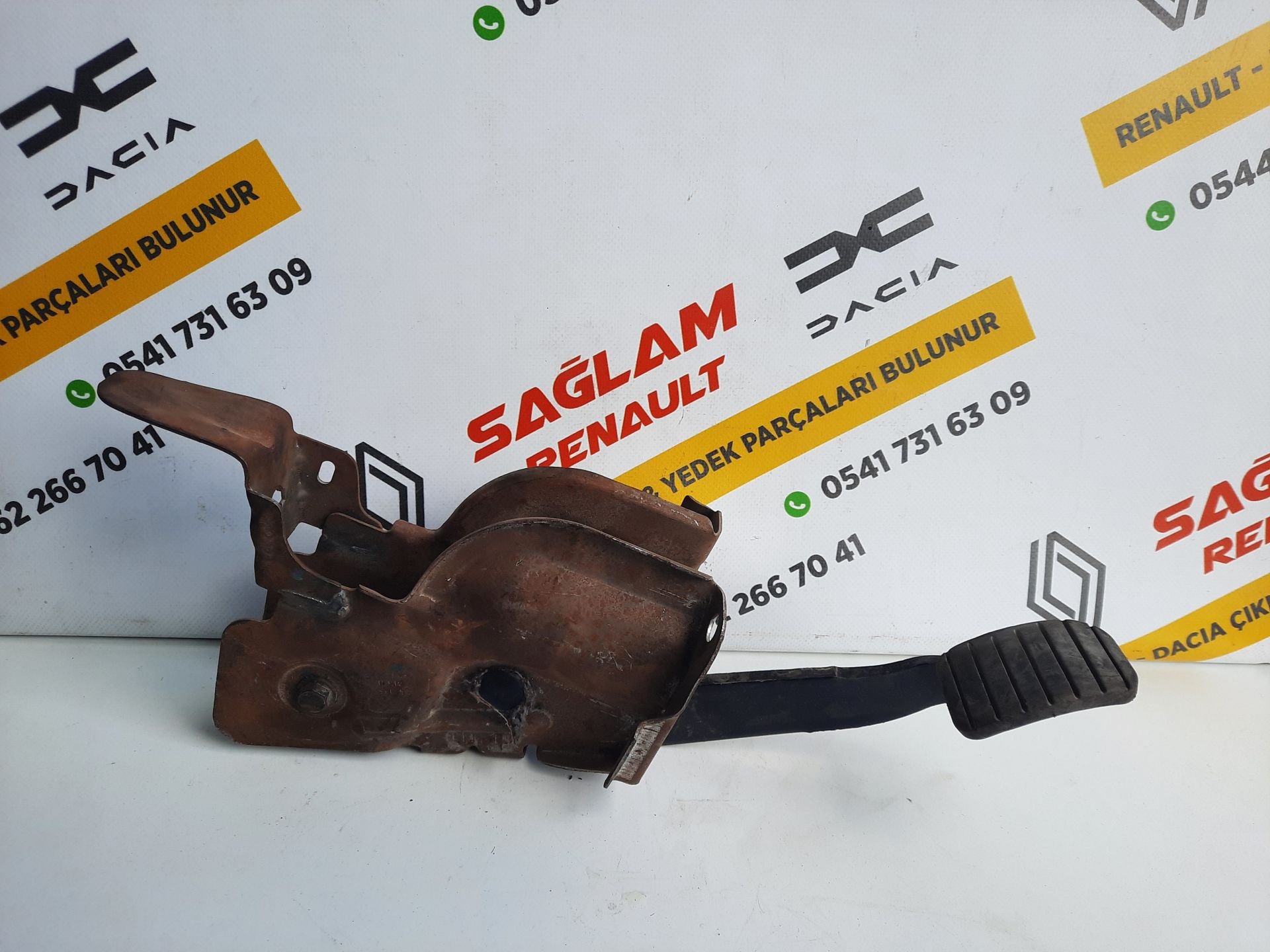 Dokker Fren Pedalı Çıkma 465016578R