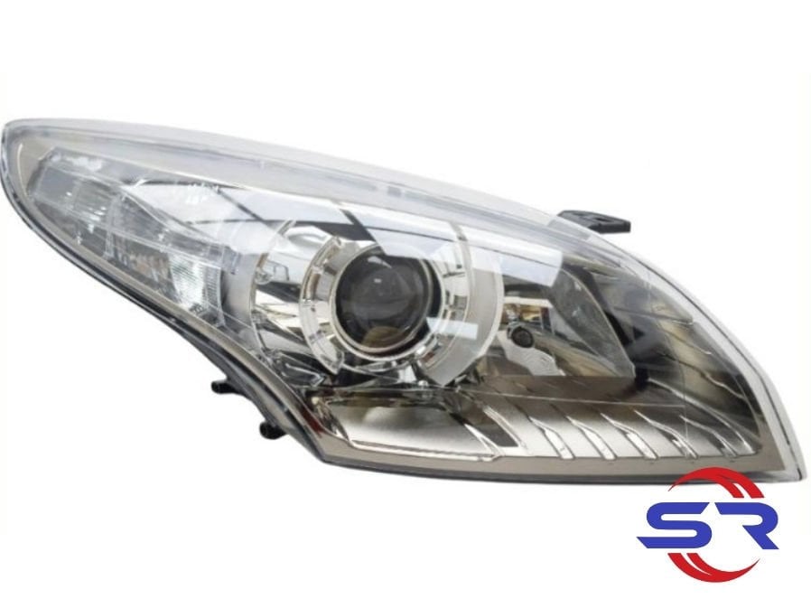 Megane 3 Sıfır Orijinal Xenon Sağ Far 260106239R - Mais