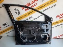 Megane 4 Orijinal Çıkma Sol Ön Kapı Siyah 806758481R 801010705R