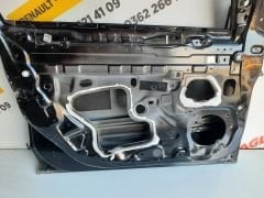 Megane 4 Orijinal Çıkma Sol Ön Kapı Siyah 806758481R 801010705R