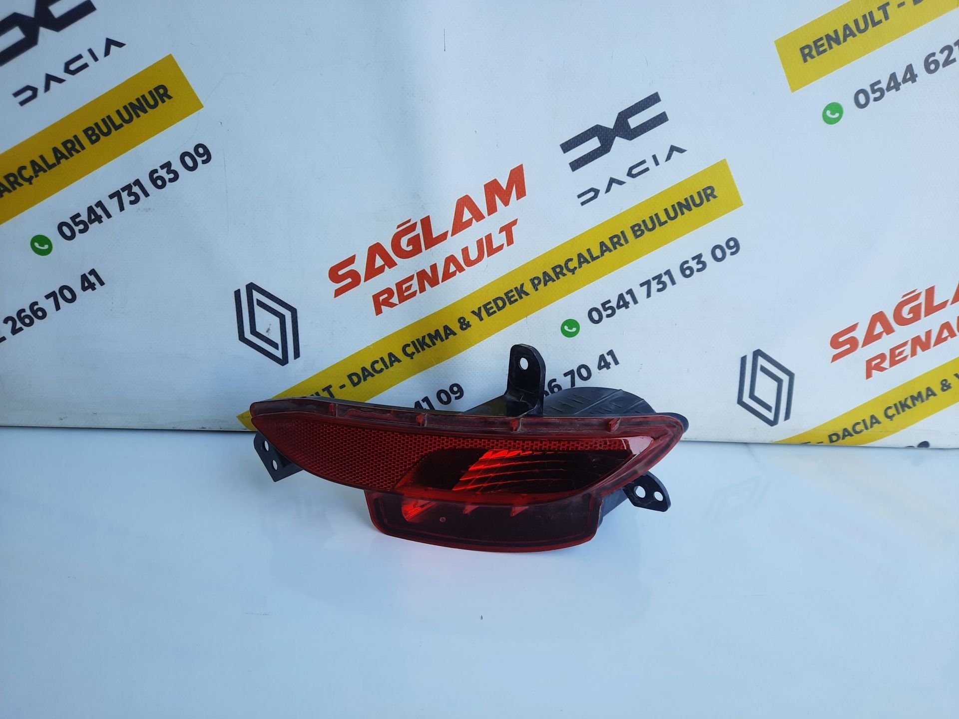 Egea Orijinal Çıkma Sol Kedi Gözü Reflektör Sis Farı 3202001414 EY08436