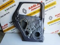 Captur J87 13-19 Orijinal Çıkma Sol Arka Kapı 821019381R