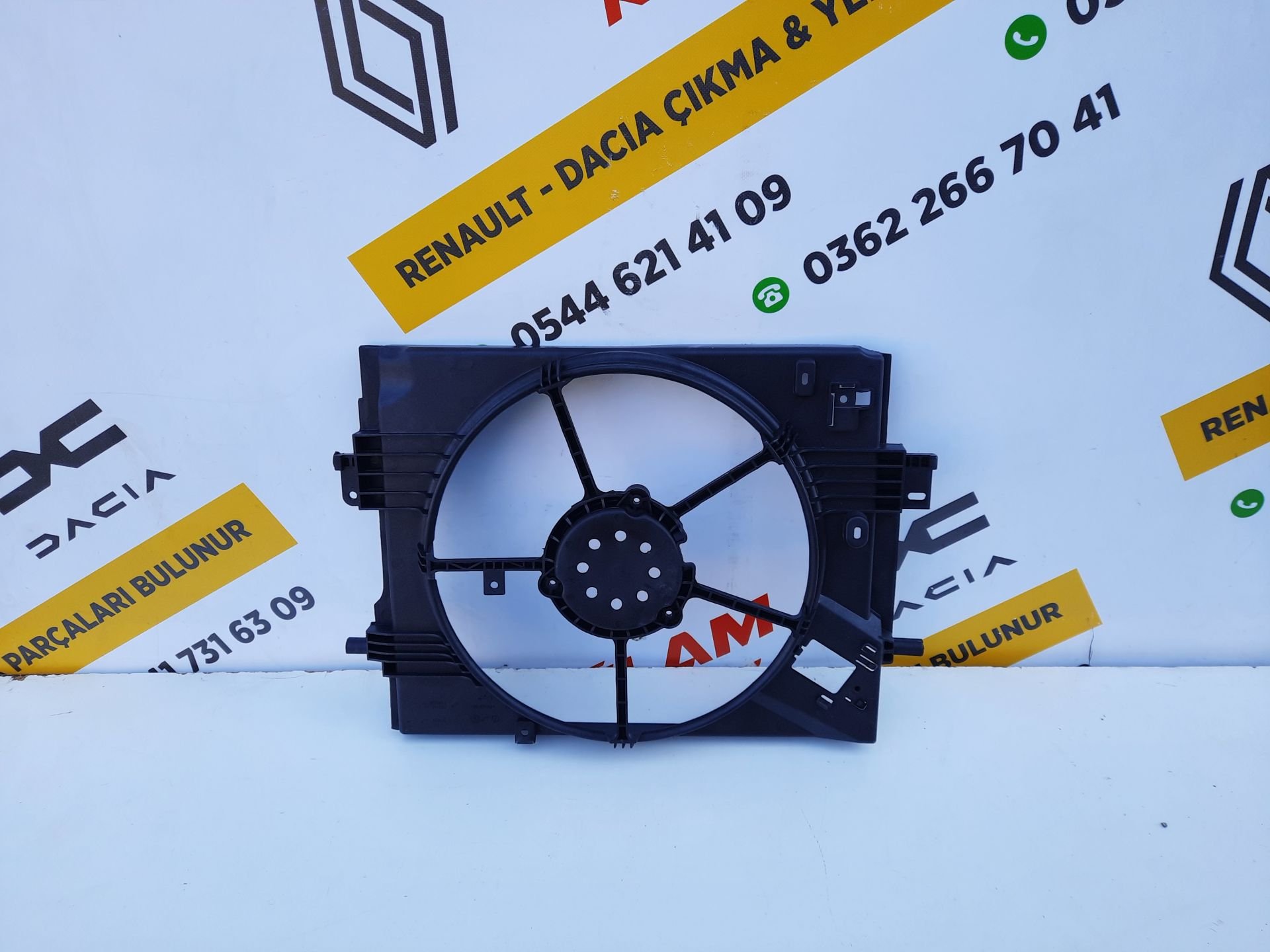 Clio 5 Orijinal Çıkma Fan Çerçevesi 214815285R