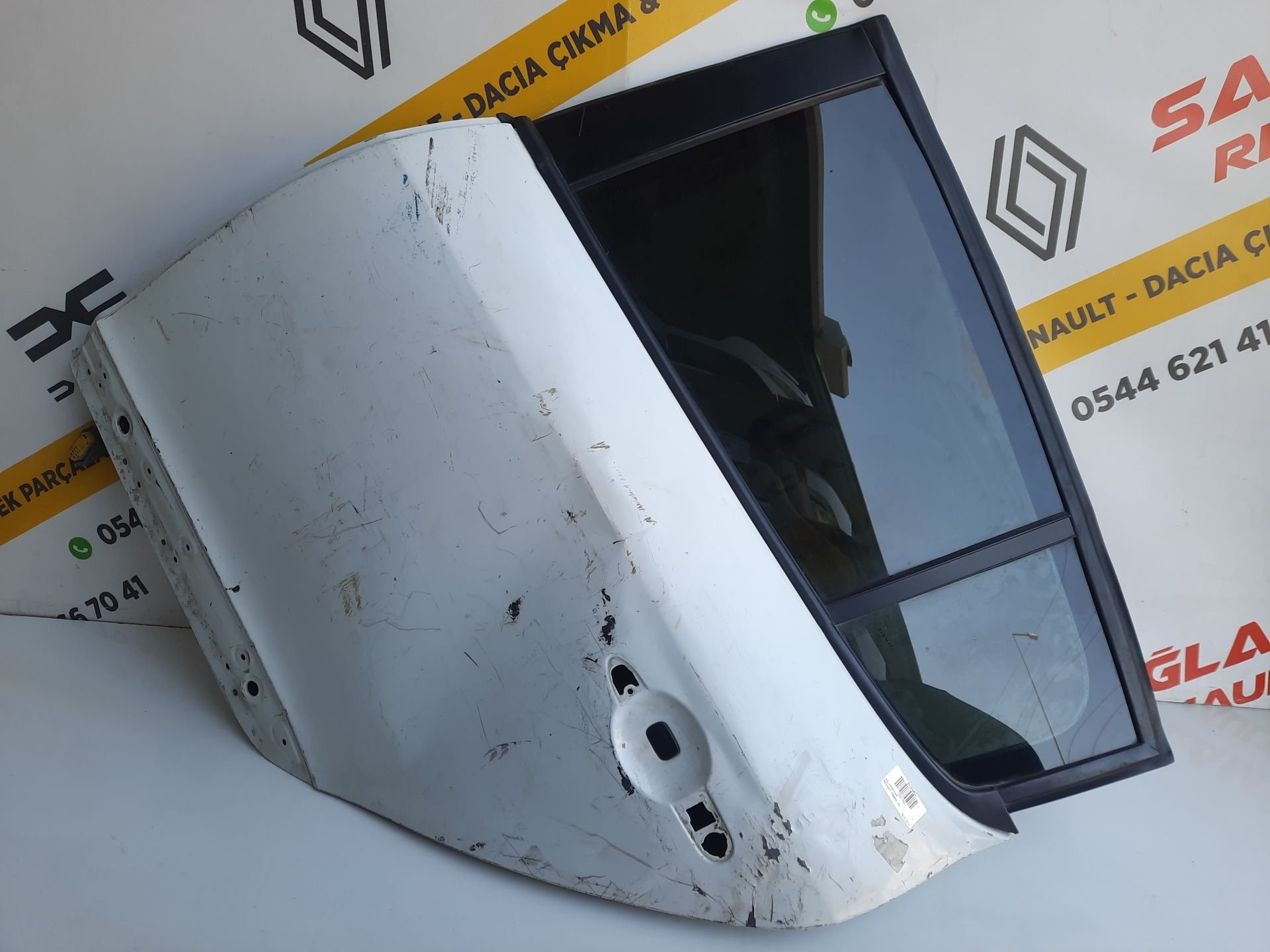 Megane 3 Orijinal Çıkma Sol Arka Kapı Dolu 821003885R 821010108R 821018543R