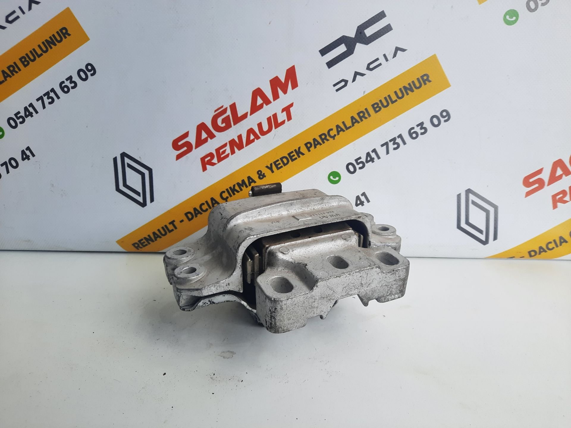 Caddy Motor Kulağı Çıkma 1K0199555