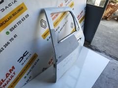 Duster 10 - 17 Orijinal Çıkma Sol Arka Kapı 821014570R