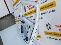 Duster 10 - 17 Orijinal Çıkma Sol Arka Kapı 821014570R
