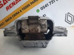 Golf 5 Motor Kulağı Çıkma 1K0199555