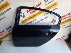 Latitude Orijinal Çıkma Sol Arka Kapı 822770792R