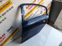 Latitude Orijinal Çıkma Sol Arka Kapı 822770792R