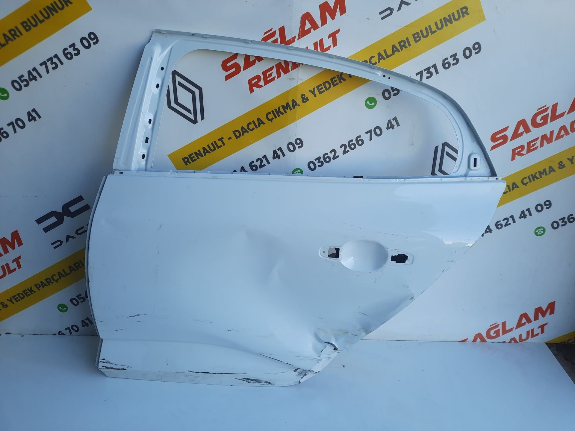 Megane 4 Orijinal Çıkma Sol Arka Kapı 821018343R