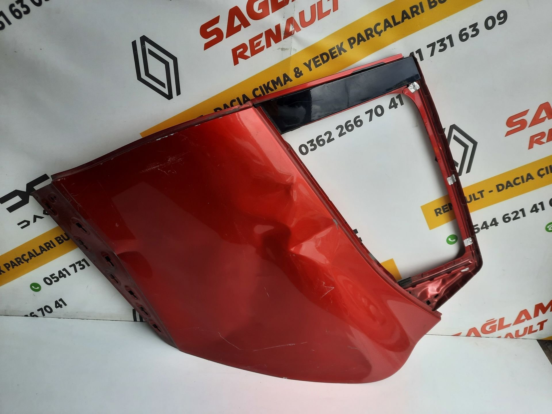 Clio 4 HB Orijinal Çıkma Sol Arka Kapı 821012089R