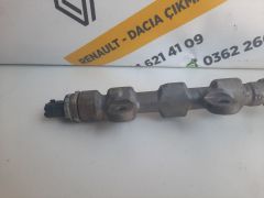 Koleos 1 Dizel Yakıt Ray Hattı Borusu Çıkma H8200610223
