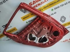 Clio 4 HB Orijinal Çıkma Sol Arka Kapı 821012089R