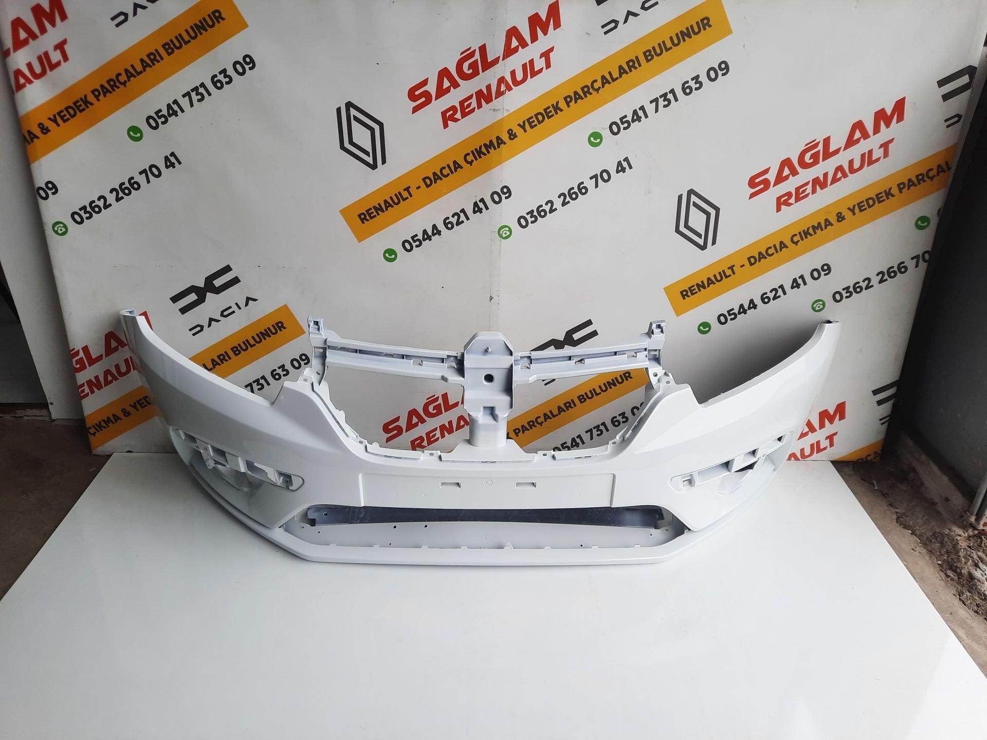 Symbol 17-21 Sıfır Beyaz Ön Tampon 620226881R