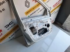 Clio 3 08-12 Orijinal Çıkma Sol Ön Kapı 7751479112