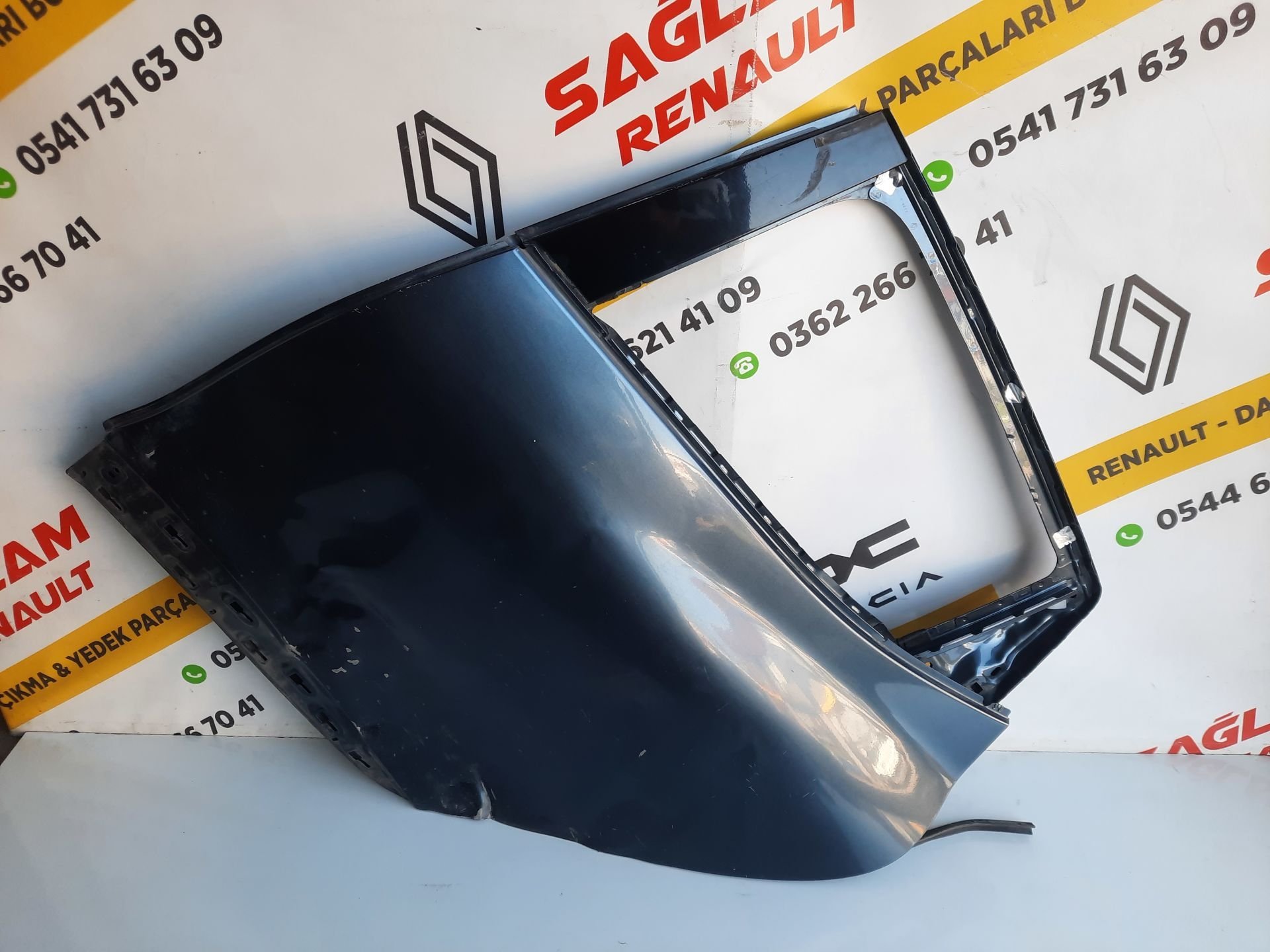 Clio 4 HB Orijinal Çıkma Sol Arka Kapı 821012089R