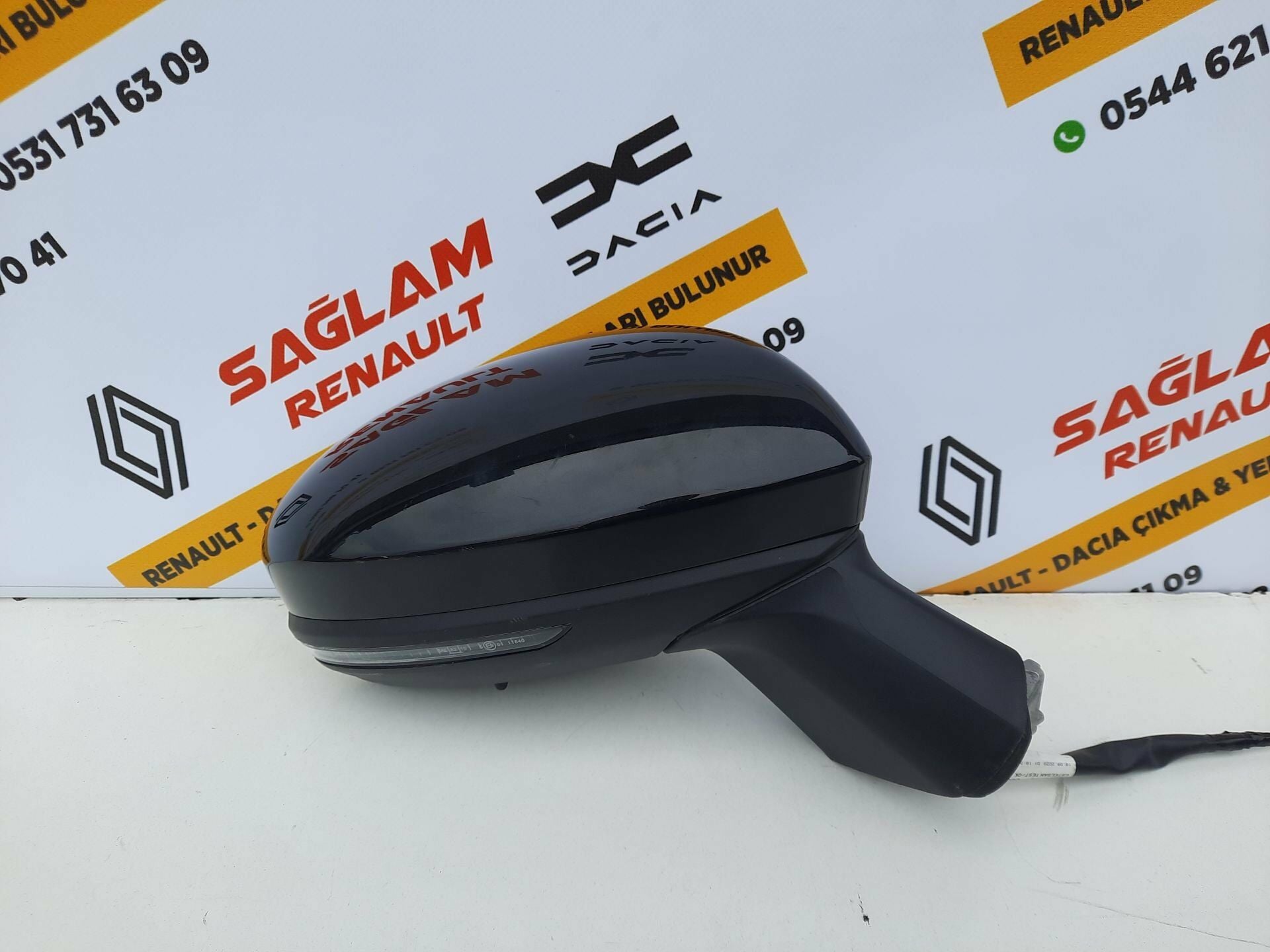 Clio 5 Otomatik Katlanır Sağ Ayna Çıkma 963017280R Yıldız Siyah