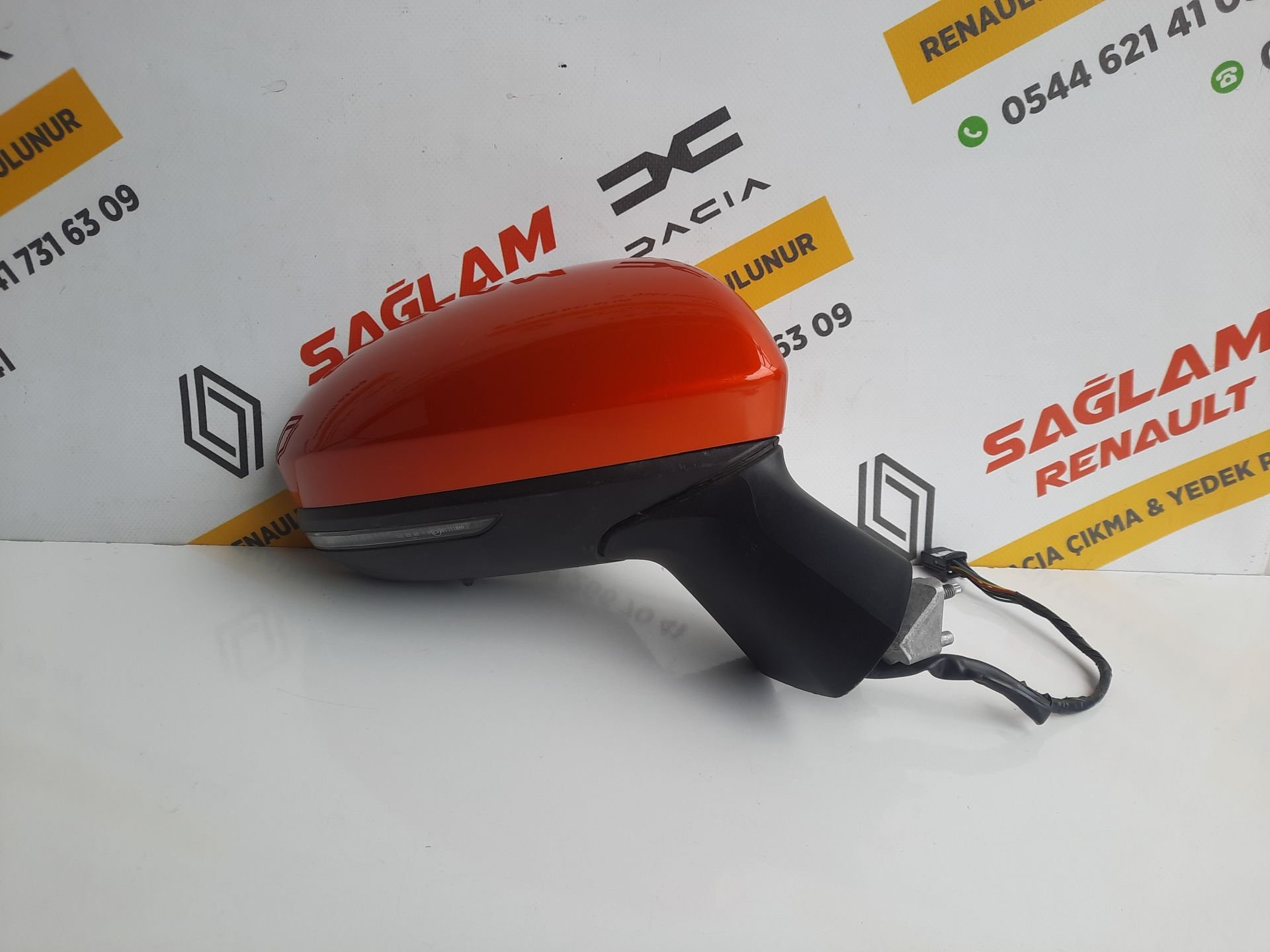Clio 5 Otomatik Katlanır Sağ Ayna Çıkma 963017280R Mercan Turuncu