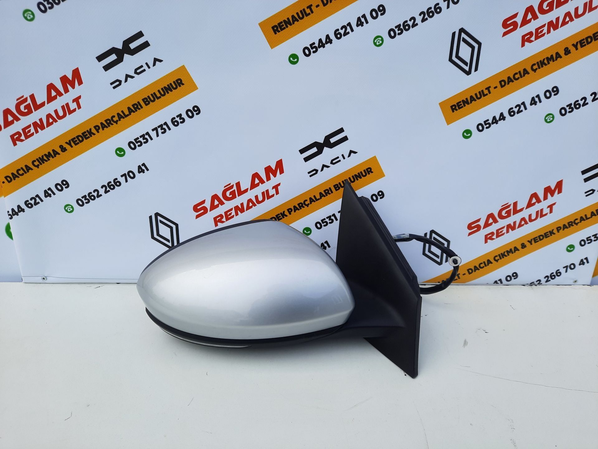 Megane 4 Otomatik Katlanır Sağ Ayna Çıkma 963012196R Platin Gri