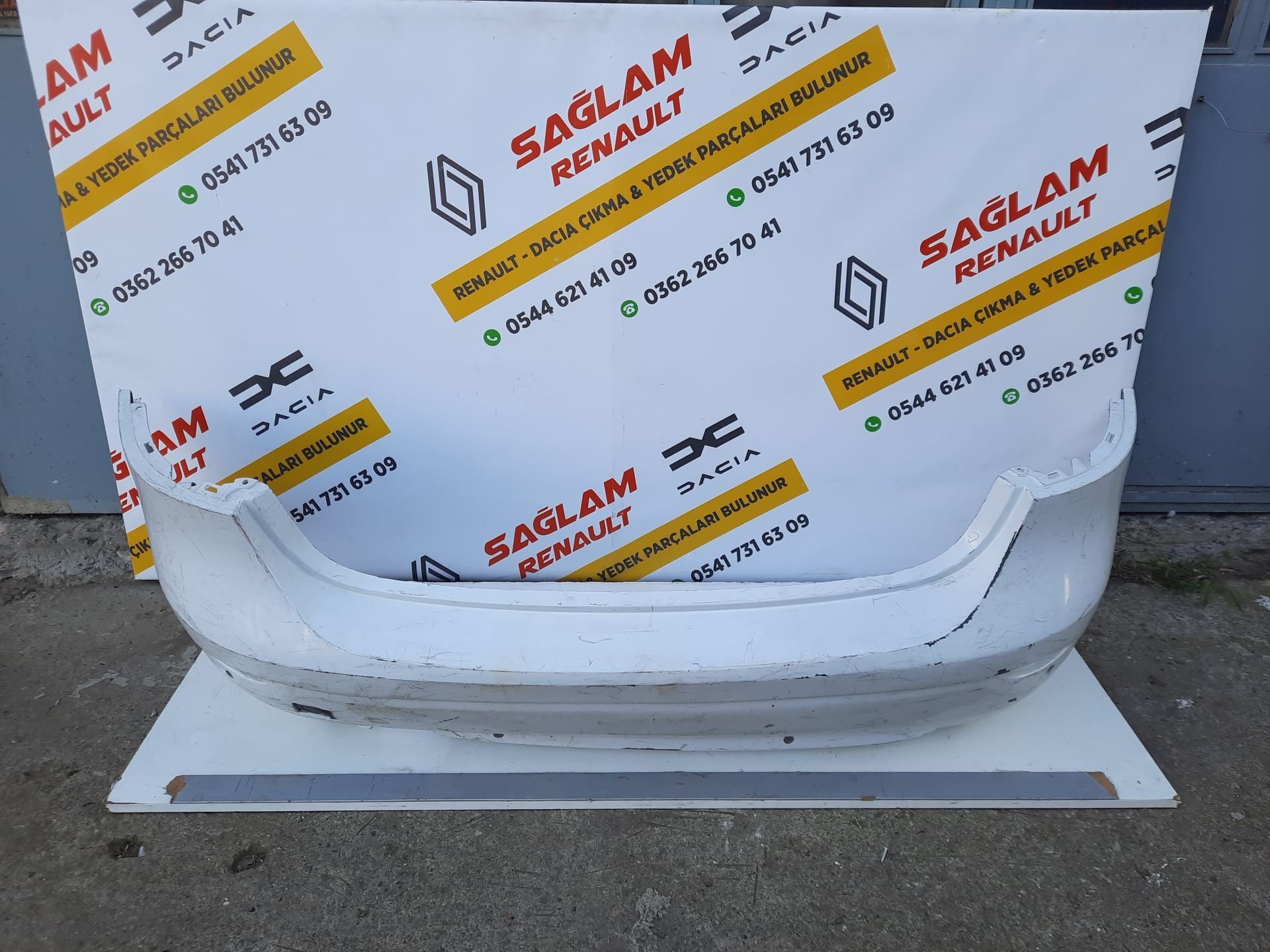 Fluence Orijinal Çıkma Arka Tampon﻿ 850229539R