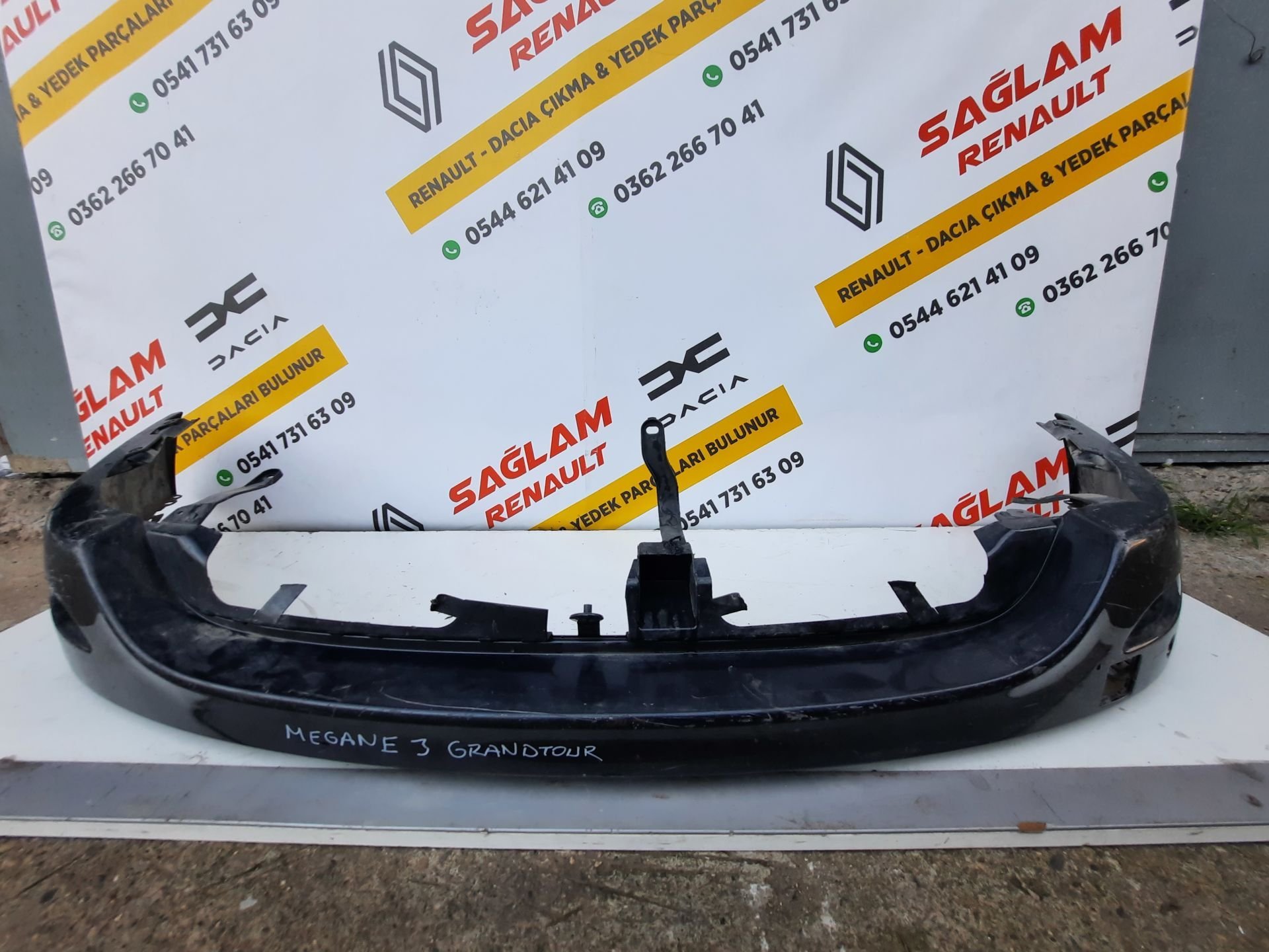Megane 3 Grandtour SW Orijinal Çıkma Arka Tampon﻿ 850B28186R