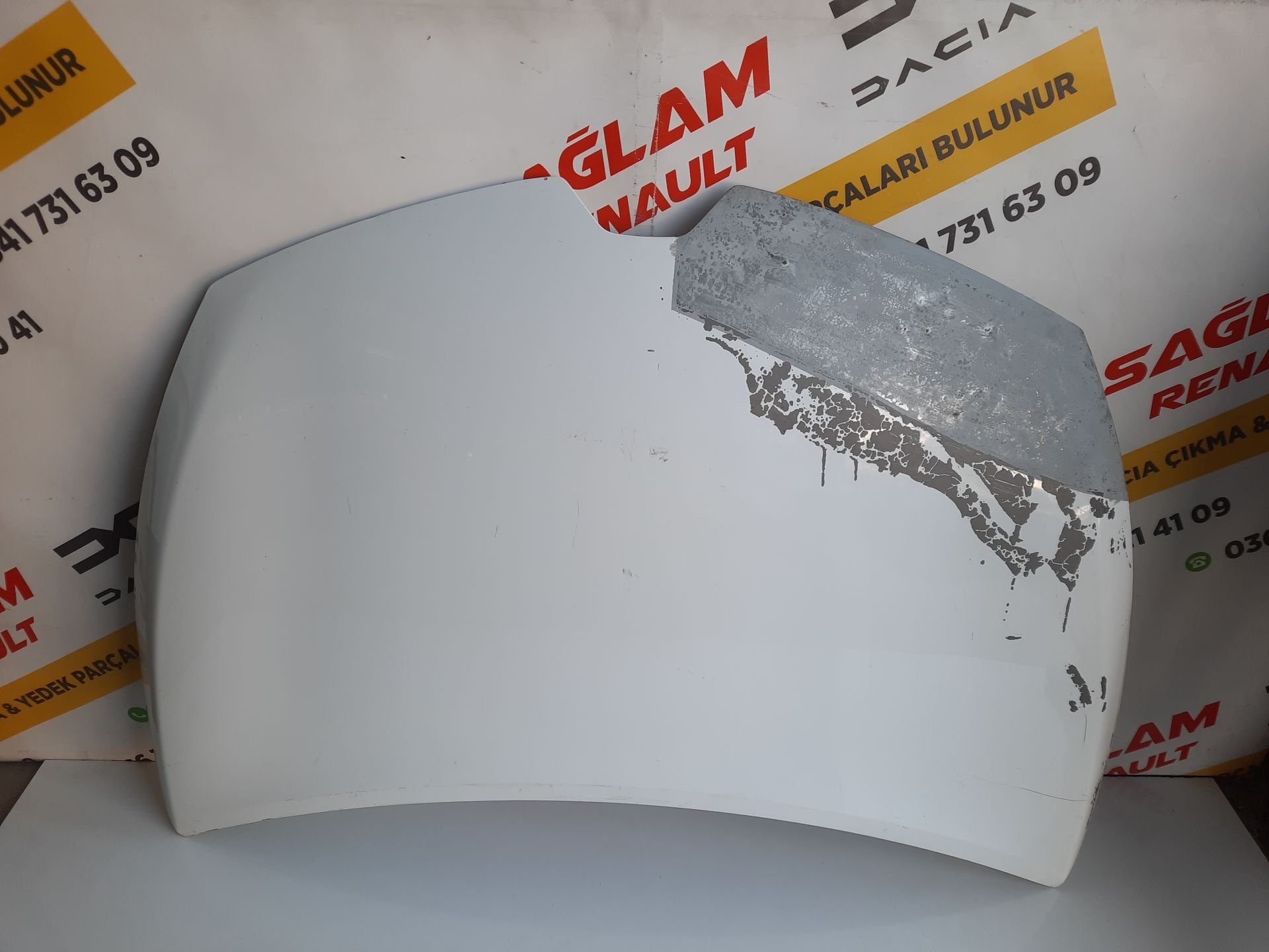 Clio 4 13-20 Orijinal Çıkma Motor Kaputu 651009833R