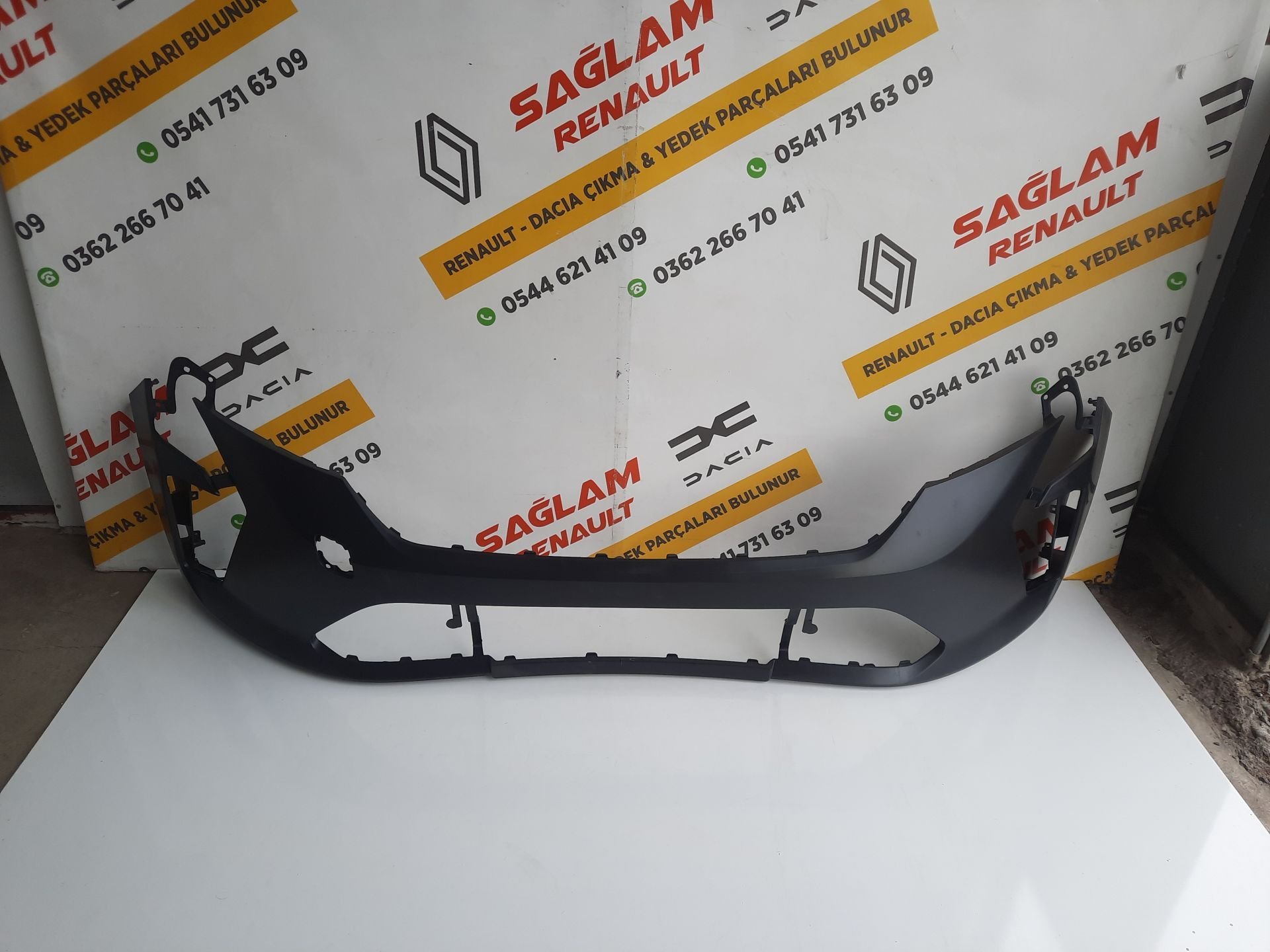 Clio 5.5 24-25 Sıfır İthal Ön Tampon 62010M383R