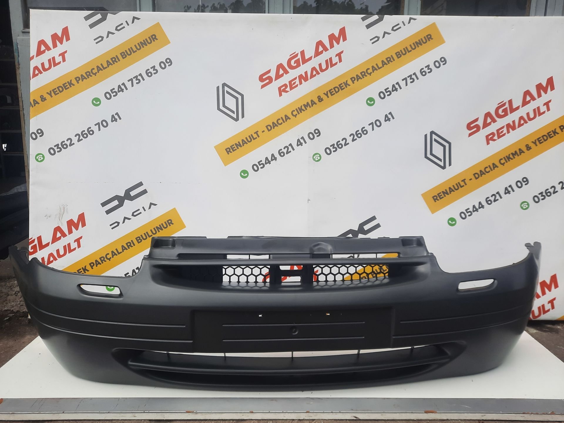 Clio 2 98 - 01 Sedan Sis Deliksiz Sıfır Ön Tampon 7701472512