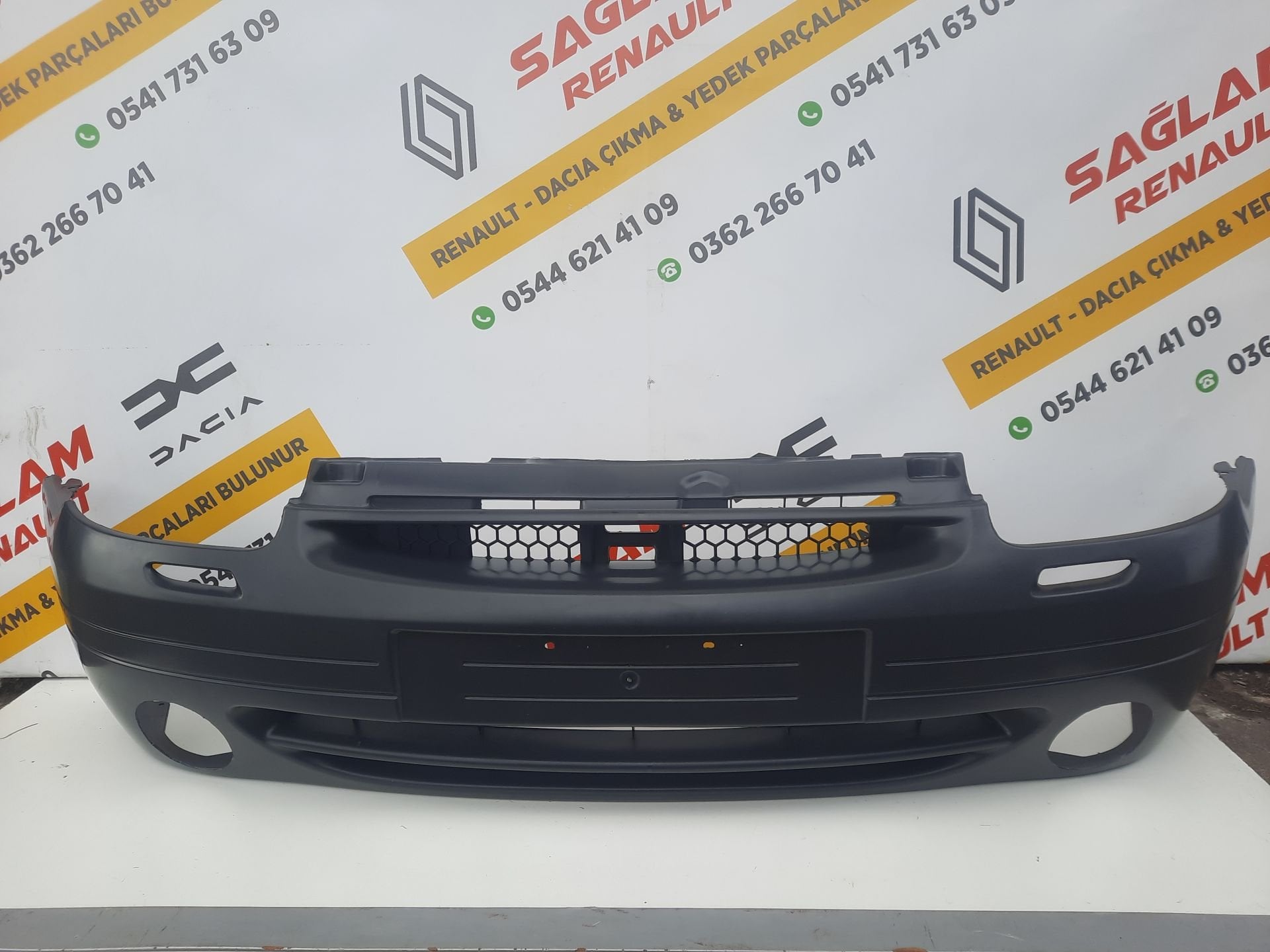 Clio 2 98 - 01 Sedan Sis Delikli Sıfır Ön Tampon 7701472723