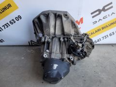 Megane 3 1.5 dCi Orijinal Çıkma 5 ileri Manuel Vites Şanzıman 8200780816