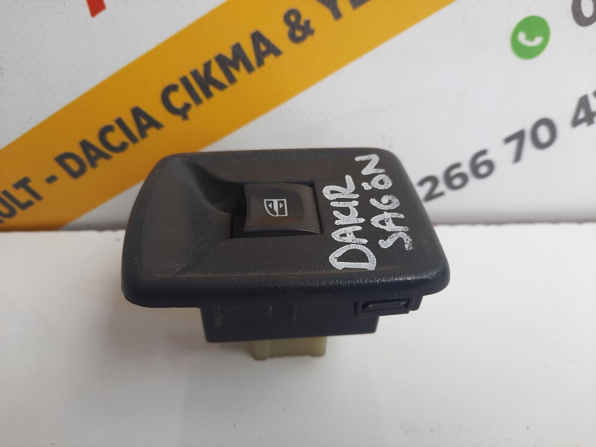 Dokker Orijinal Çıkma Sağ Ön Cam Açma Düğmesi