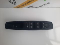 Megane 3 Orijinal Çıkma Cam Düğme Paneli Kasalı Tek Soket 809610016R