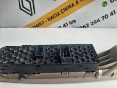 Fluence Orijinal Çıkma Cam Düğme Paneli Kasalı Çift Soket 254000006R