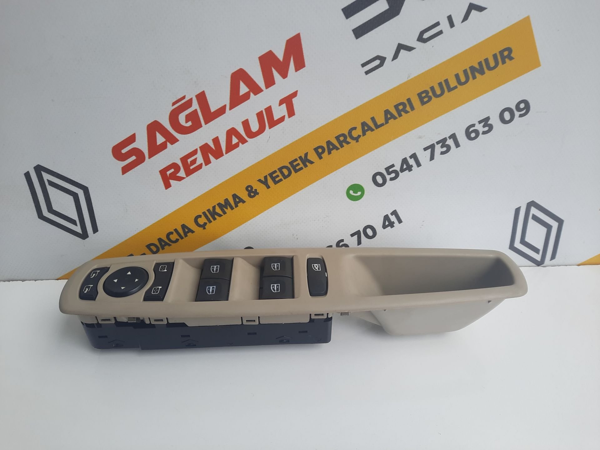Fluence Orijinal Çıkma Cam Düğme Paneli Kasalı Çift Soket 254000006R