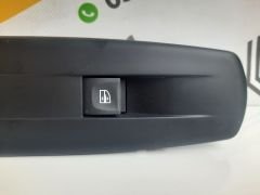 Fluence Orijinal Çıkma  Sağ Cam Düğme Paneli 809600018R
