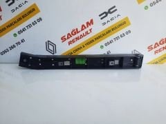 Clio 5 Sıfır İthal Ön Panel Braketi Bağlantı Ayağı Sol 625B40497R