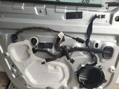 Captur 13-19 Orijinal Çıkma Sol Ön Kapı Komple 801013992R