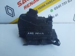 Clio 4 Orijinal Çıkma Sağ Arka Kapı Kilidi 825002104R