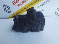 Clio 4 Orijinal Çıkma Sağ Arka Kapı Kilidi 825002104R