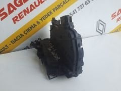 Clio 4 Orijinal Çıkma Sol Arka Kapı Kilidi 825011604R