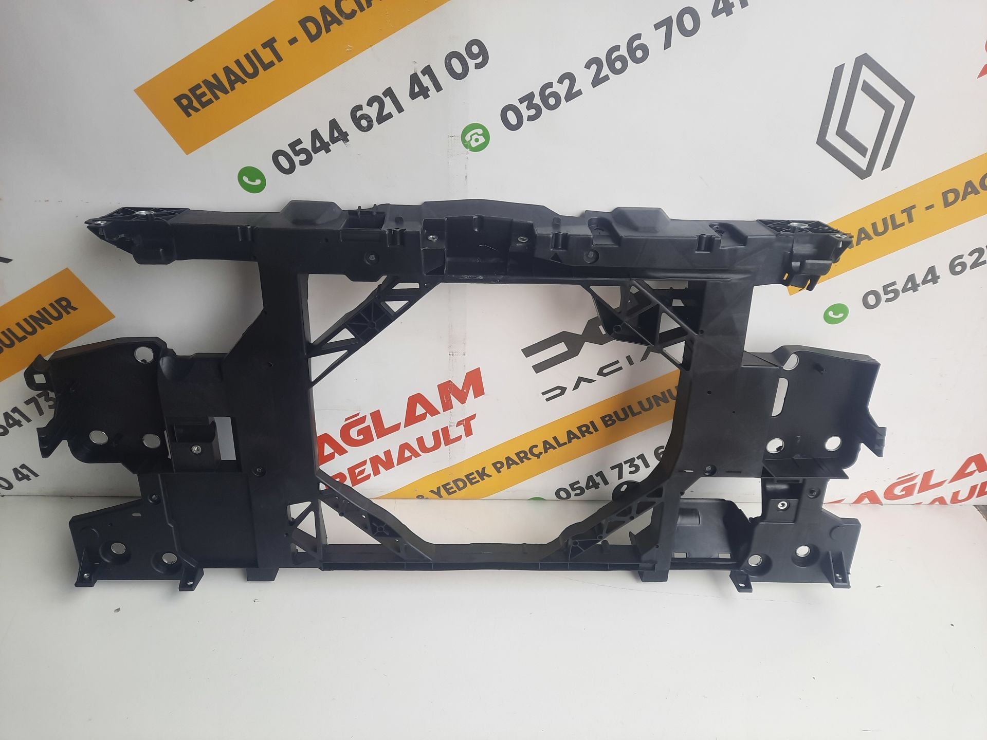Fluence Megane 3 Sıfır Ön Panel 752100004R