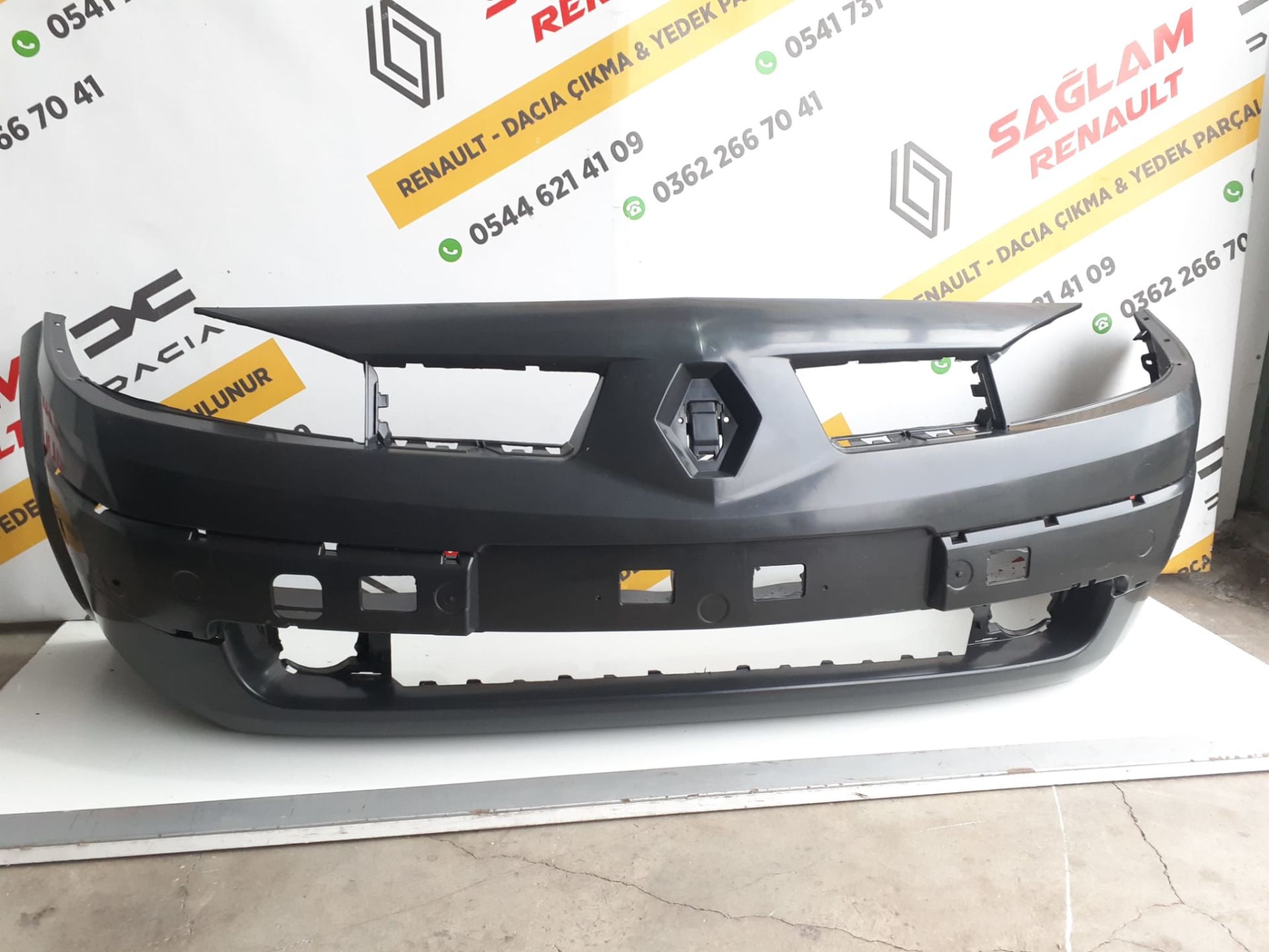Megane 2 03/06 Sıfır İthal Ön Tampon 7701474484