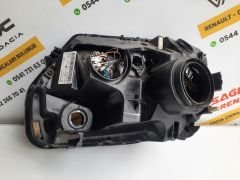 Duster 1  Orijinal Çıkma Sağ Far 2013-2017 İçi Siyah Nikelajlı 260100156R